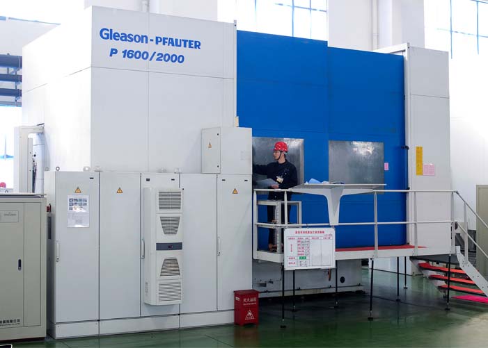 德國(guó)Gleason-PFAUTER 2米高速滾齒機(jī)