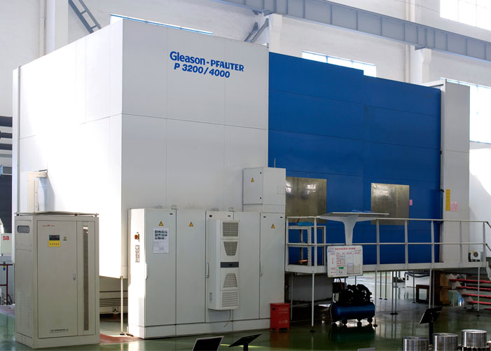 德國(guó)Gleason-PFAUTER 4米內(nèi)齒機(jī)